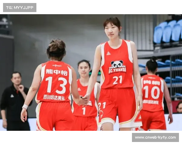 四川女篮签下新人田媛媛，王思雨和高颂将担任老将