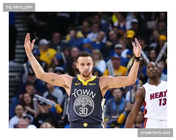 库里末节19分，勇士逆转击败独行侠